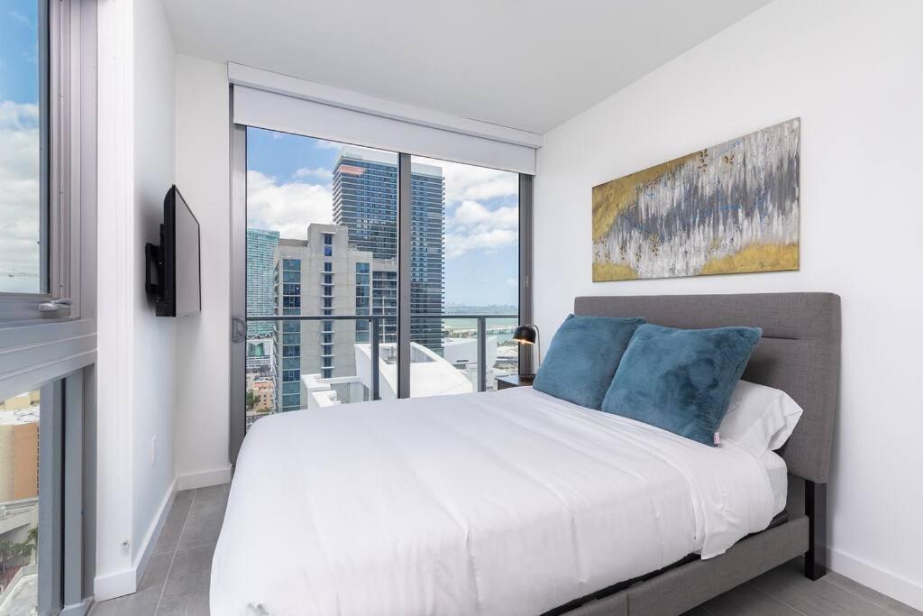 Amazing 2 Bedroom 30Th Floor Downtown Free Parking Miami Esterno foto